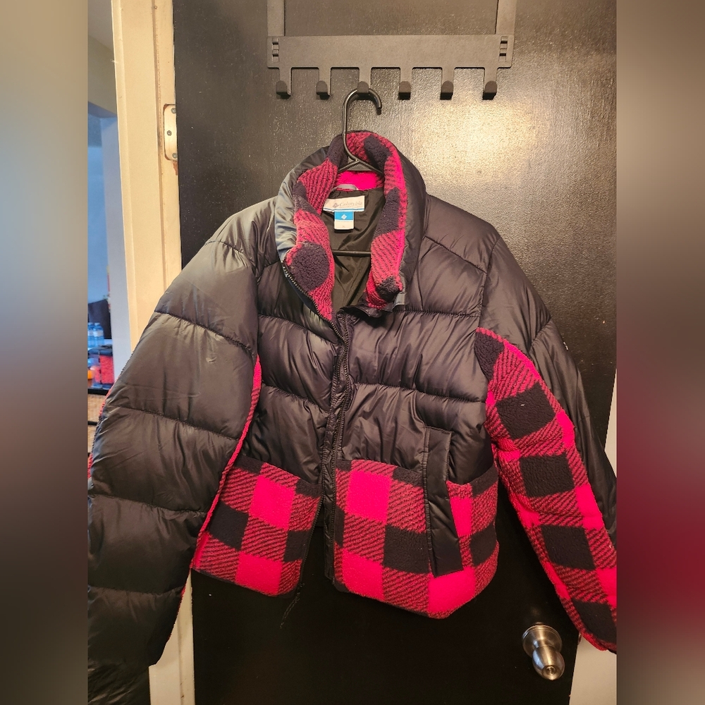 Columbia Black and Pink Plaid Puffer- Women XL